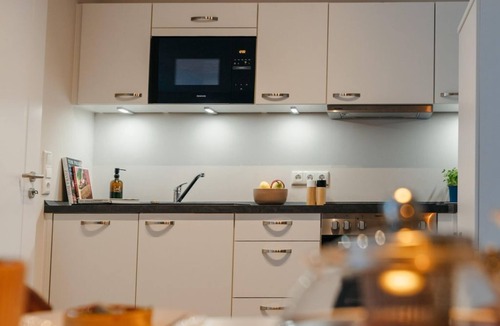 Ratzeburg Apartment | Tien Stuuv, Dusche, Bad, WC, 1 Schlafzimmer - Übermsee