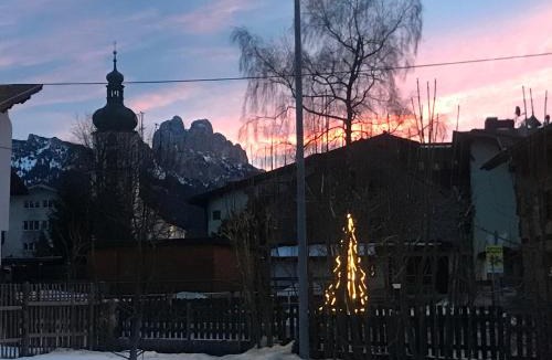 Tannheim Apartment | Tiroler Knusperhäuschen