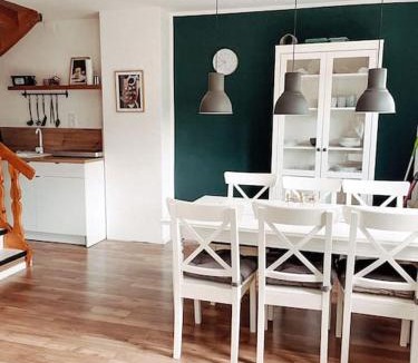 Kaufbeuren Apartment | *TOP*+Allgäu*Familie*NETFLIX*mit Garten & *PS4*