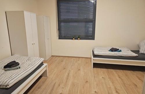 Geilenkirchen Apartment | Top Apartment Nähe Geilenkirchen, Heinberg und Übach Palenberg 90qm für 6 Personen