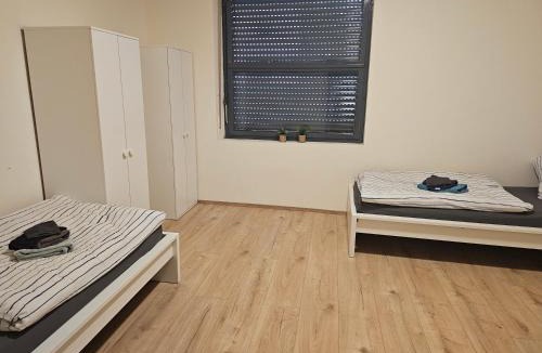 Geilenkirchen Apartment | Top Apartment Nähe Geilenkirchen, Heinberg und Übach Palenberg 90qm für 6 Personen