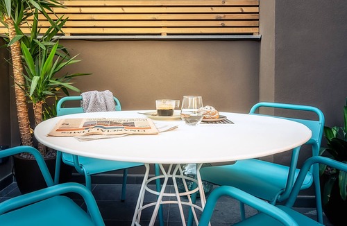 Sants Apartment | TOP CLASS 1 BDR NEW | Terrace | Metro | Wifi | Elevator | Bike room | Sleeps 2