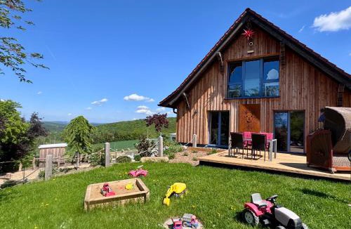 Berggieshubel Apartment | TOP moderne FeWo - Alpakahof zum Himmelreich, traumhafte Lage, Terrasse mit Weitblick, kostenfreier Parkplatz, Nähe Kurklinik, optional Sauna