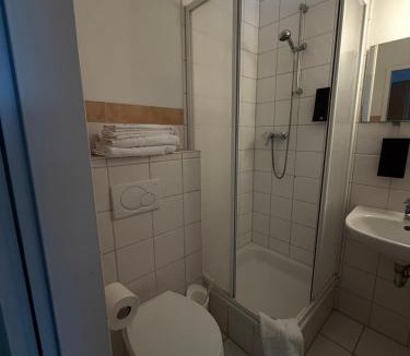 Fuerth Hostel | Top of Hostel &Serviced Aparts SEBO Pension