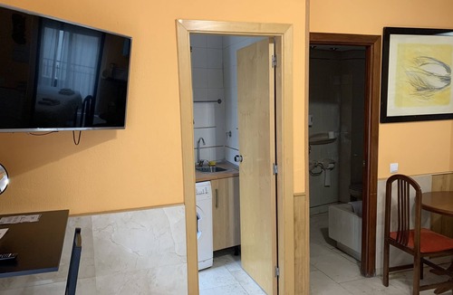 Prosperidad Apartment | Torr Apartments in Madrid: Studio 2A1 / Chamartín / Av América / López de Hoyos