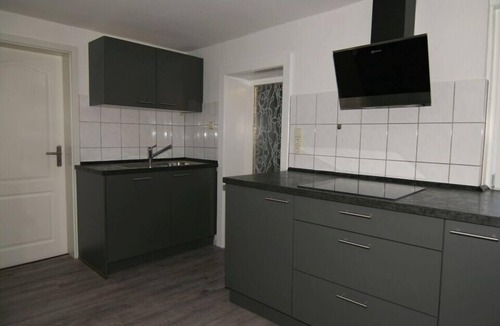 Mellrichstadt House | Townhouse Modern Retreat