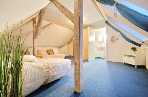 Old Town Apartment | Träumen über den Dächern Wismars, Dachbodenapartment
