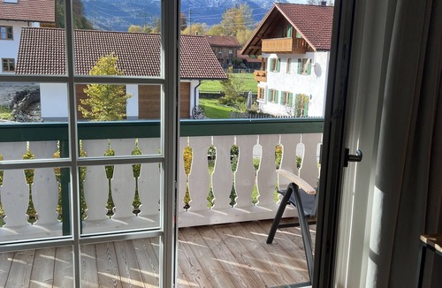 Kochel am See Apartment | Traumwohnung mit Blick auf Herzogstand. Outdoor-paradies und Oase der Erholung!