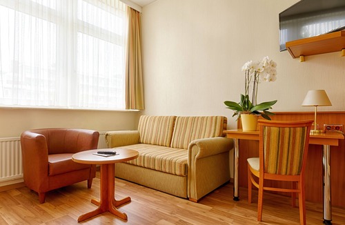 Huxtertor/Muhlentor/Gartnergasse Hotel | Traveller Hotel Lübeck