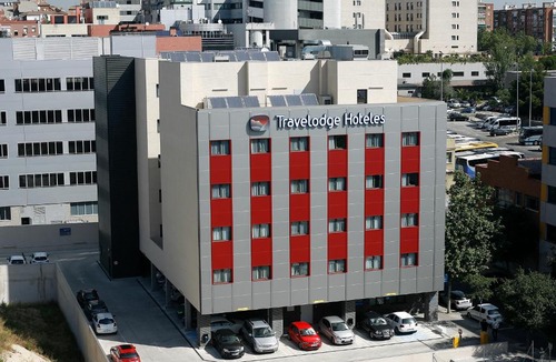 Simancas Hotel | Travelodge Madrid Metropolitano