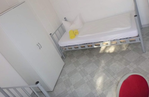 Mitte Apartment | Triple room-Basic-Shared Bathroom-Zi 1-4-5-6-9
