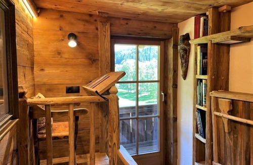 Muhlthal House | Troadkasten by Interhome