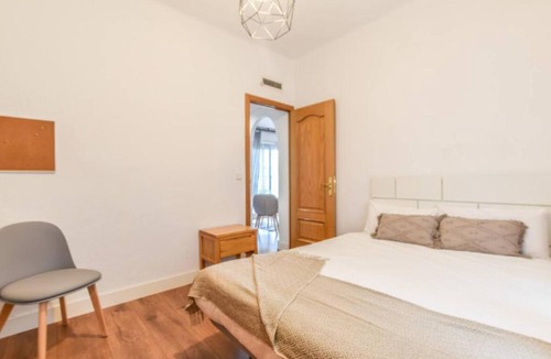 Adelfas Apartment | Tu piso ideal en Retiro - Moderno y con estilo