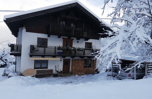 Sautens House | Tyrolean vacation apartment at the entrance to the Oetztal valley for max. 7 people