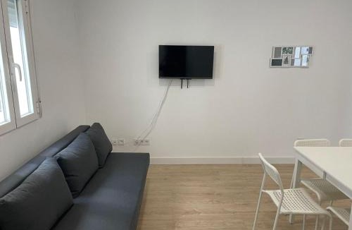 Almendrales Apartment | U6 Cómodo bien localizado cerca de Metro