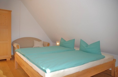 Georgensgmuend Apartment | Umweltfreundliche FeWo (68qm) in Passivhaus im OG mit Dachterrasse