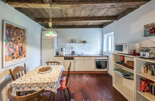 Unsleben Apartment | Unsleben moated castle, castle house