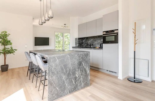 Rheindahlen-Land Apartment | Upscale superior apartment + kitchen