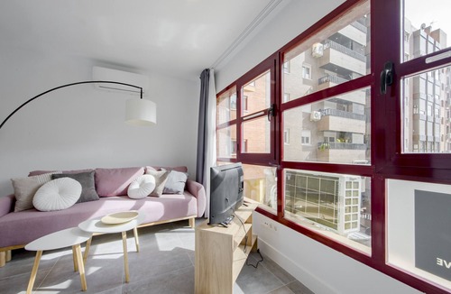 Costillares Apartment | Urban Museo del Prado apartment in Madrid