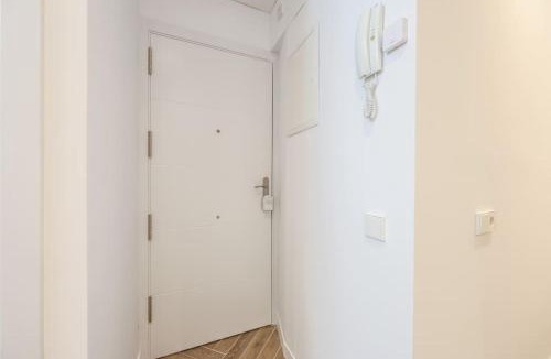 Bellas Vistas Apartment | Urban Quiet in Madrid - Ideal for Couples
