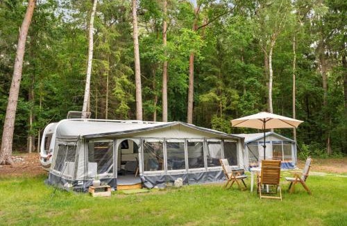 Bakenberg Other | Urlaub im Luxus Wohnwagen statt Ferienwohnung - mit Badezimmer, Vorzelt und Garten - Urlaub auf Rügen am Naturstrand in der Nähe des Kap Arkona