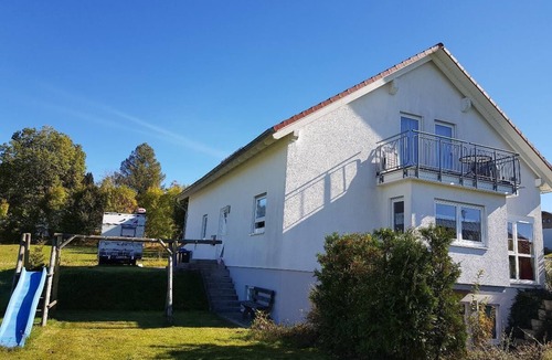 Mauth Apartment | Urlaub in ruhiger Lage mit Südbalkon mit Blick auf den Bayerischen Wald