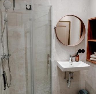 Sebnitz Apartment | Urlaubsfreude Biedermann Haus Blumenglück - Gänseblümchen