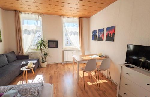 Rathmannsdorf House | Urlaubsmagie - Ferienwohnung Rothirsch - Garten & Saisonaler Pool - R3