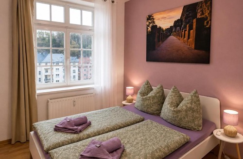 Sebnitz Apartment | Urlaubsmagie - Ferienwohnung Haselmaus - Gemeinschaftsgarten, Sauna & Saisonaler Pool - HW3