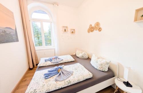 Sebnitz Apartment | Urlaubsmagie - Ferienwohnung Unterholz - Sauna & Saisonaler Pool - UO0