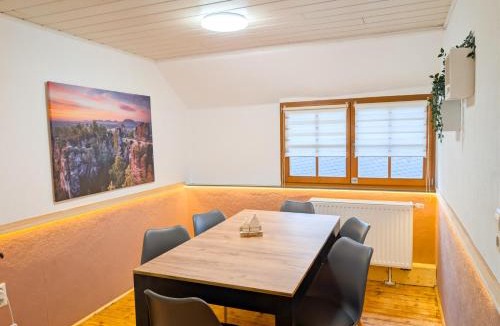 Sebnitz Apartment | Urlaubsmagie Ferienwohnung Himmelsleiter - für bis zu 10P - mit Sauna - HW13