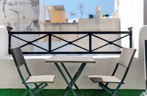 Las Palmas de Gran Canaria House | Vacation Home 'Apto Azahara - Casa San Marcial' with Private Terrace and Wi-Fi
