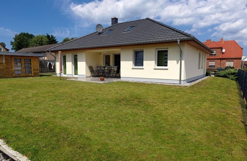 Kirchdorf Apartment | Vacation Rental, Apartment 2 in the Am Krabbenweg Building with a Large Terrace