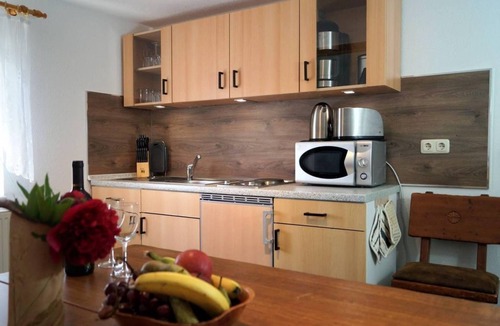 Hermsdorf-Erzgebirge Apartment | Vacation apartment 1 - Ferienwohnungen Kammbaude