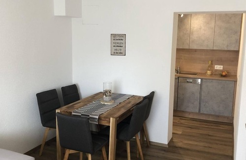 Maurach Apartment | Vacation apartment 1st floor - House Birkenheim