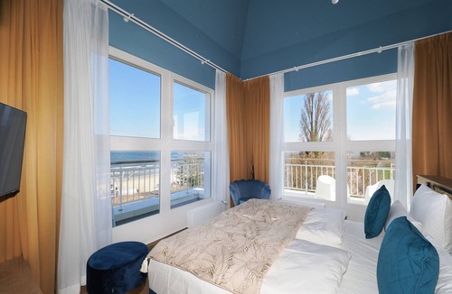 Heringsdorf Apartment | Vacation apartment with 1 bedroom and balcony facing the lake