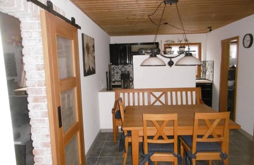 Tauberbischofsheim Apartment | Vacation apartment (75sqm) with outdoor pool