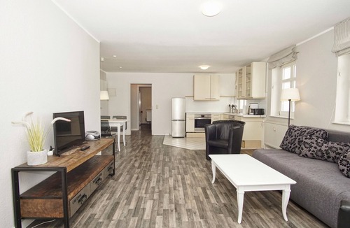 Gohren Apartment | Vacation apartment close to the beach in a central location - Residenz Strandeck FeWo 05