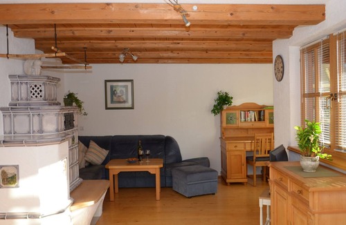 Marquartstein Apartment | Vacation apartment- 8 persons, 130sqm, 3 bedrooms, large balcony, WLAN