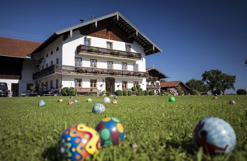 Marquartstein Apartment | Vacation apartment Kirschbaum 75 m², 1-4 persons, 2 bedrooms, eat-in kitchen, shower/WC, WLAN