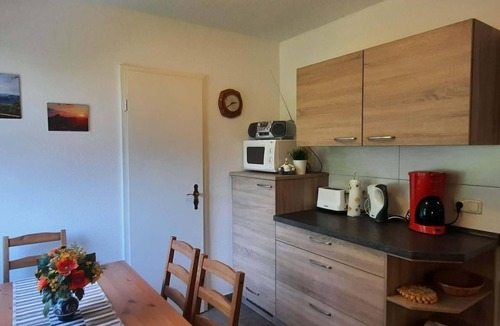 Rathmannsdorf Apartment | Vacation apartment, 3 bedrooms, 2 bathrooms, balcony - Ferienhaus Büttner