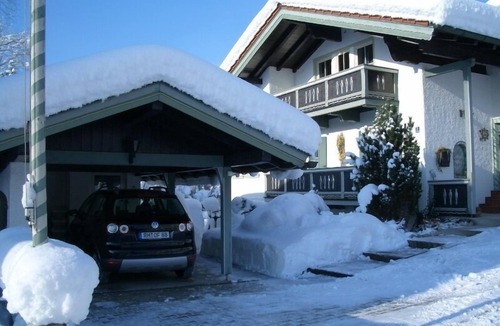 Reit im Winkl Apartment | Vacation apartment, approx. 59 sqm with sunny terrace