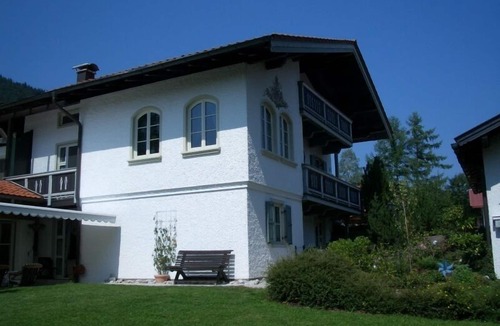 Reit im Winkl Apartment | Vacation apartment, approx. 59 sqm with sunny terrace
