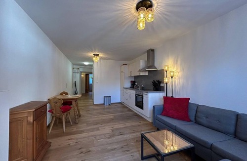 Unterammergau House | Vacation apartment Schlüsselblume - Gasthof Stern