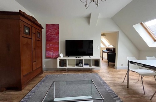Schwerin Apartment | Vacation apartment 3, top floor, 1 bedroom - Ferienwohnungen MittenDrin