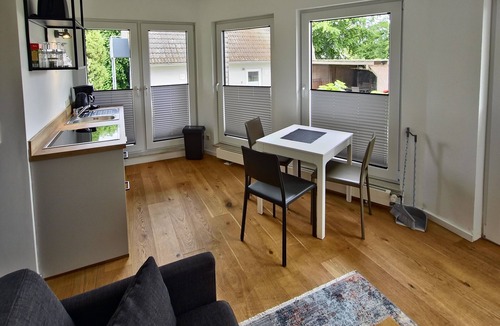 Neeberg House | Vacation apartment 5 - boathouse: compact, dog-friendly & with a large terrace