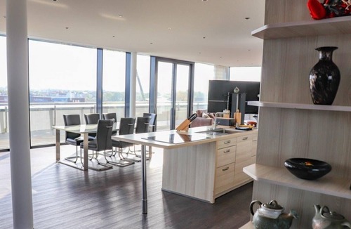 Wismar Apartment | Vacation apartment/apartment for 6 guests with 270m² in Wismar (301811)
