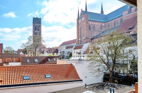 Old Town Apartment | Vacation apartment/apartment for 4 guests with 66m² in Wismar (301897)