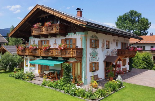 Kruen Apartment | Vacation apartment/apartment for 2 guests with 38m² in Krün (312435)