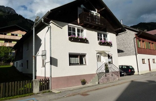 Nesselwaengle Apartment | Vacation apartment 1 1 - Fewo Löffler Haus Tina